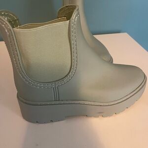Dolce Vita mint boots, never worn